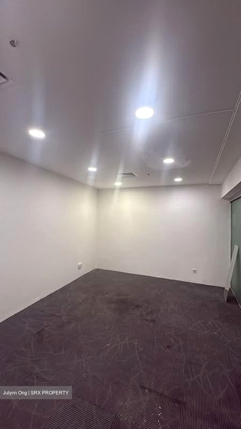 Excelsior Shopping Centre (D6), Shop House #565615561